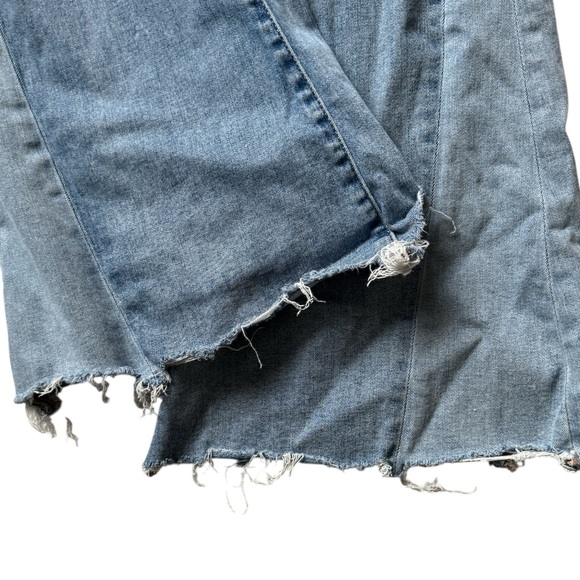 AE American Eagle Stylish High Waist Blue Flared Women Jeans - Picture 3 of 6